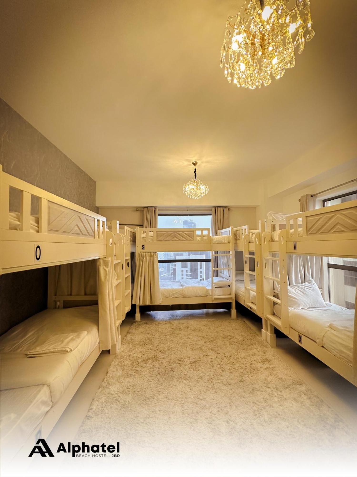 Alphatel Beach Hostel Jbr Dubai Eksteriør billede